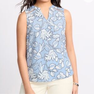 Elegant Floral Sleeveless Blouse - Light Blue and White